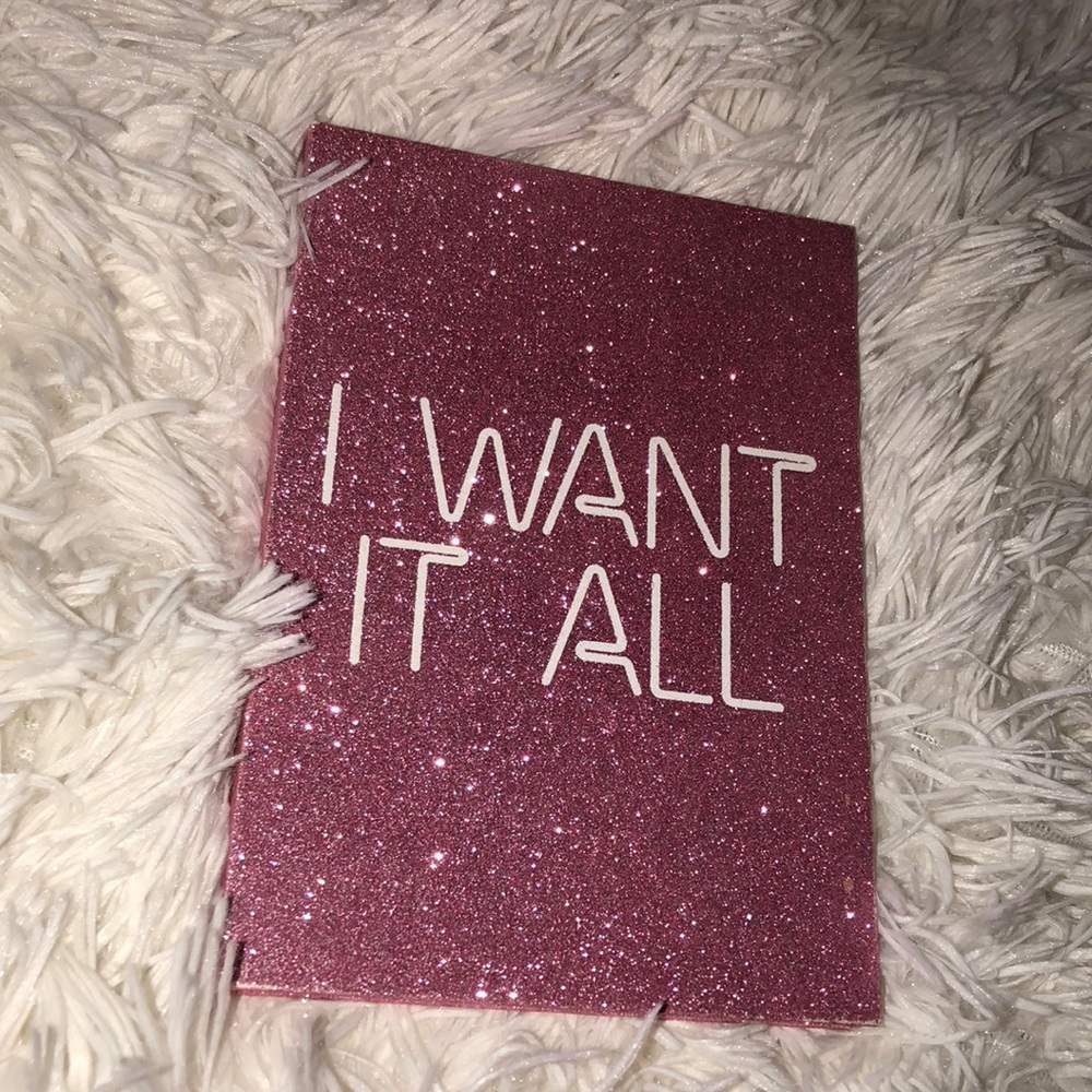 Kylie “I Want It All” Eyeshadow palette 💕